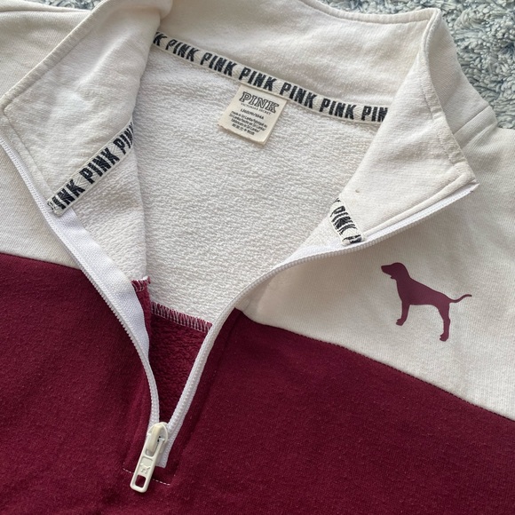 a maroon and white quarter zip up sweater - Picture 4 of 4